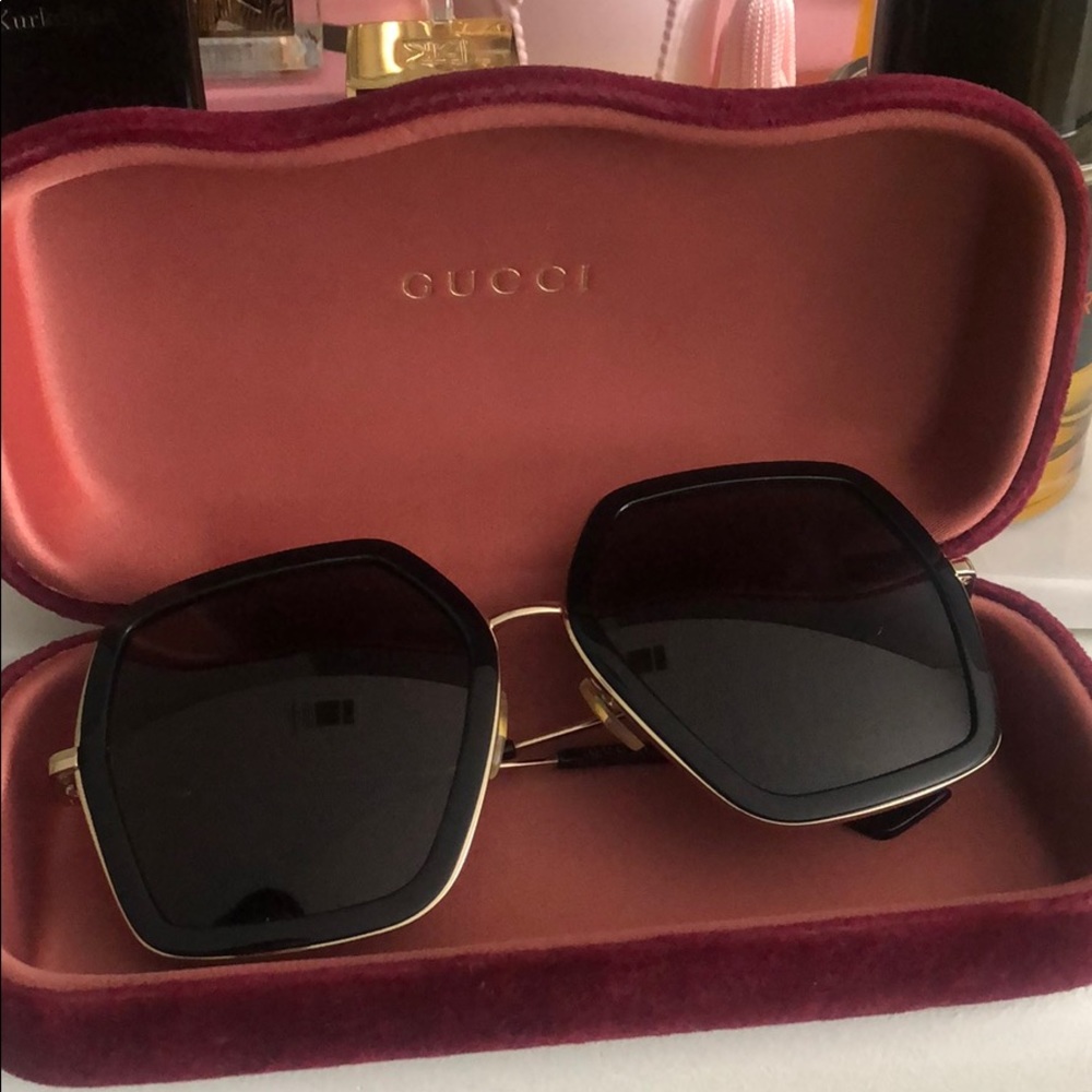 Pristine condition Gucci sunglasses